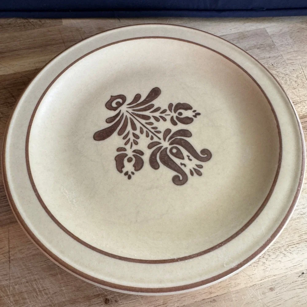 Pfaltzgraff Village Bread and Butter Plate Vintage Stoneware Brown Floral 6.75in